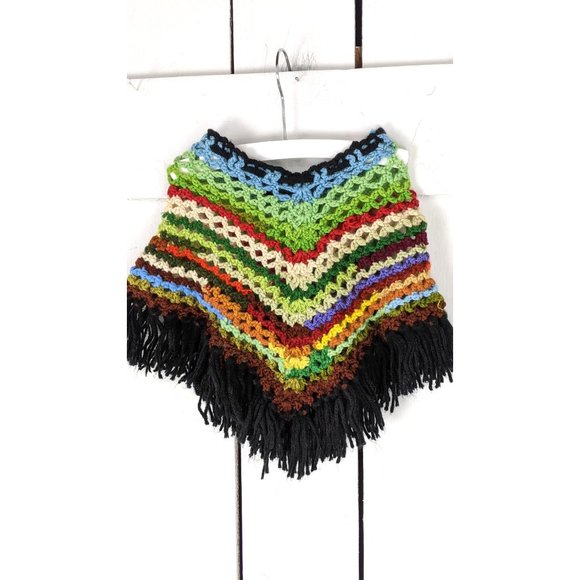 Baby girl rainbow chevron striped crochet knit shawl fringe poncho wrap - Picture 4 of 4